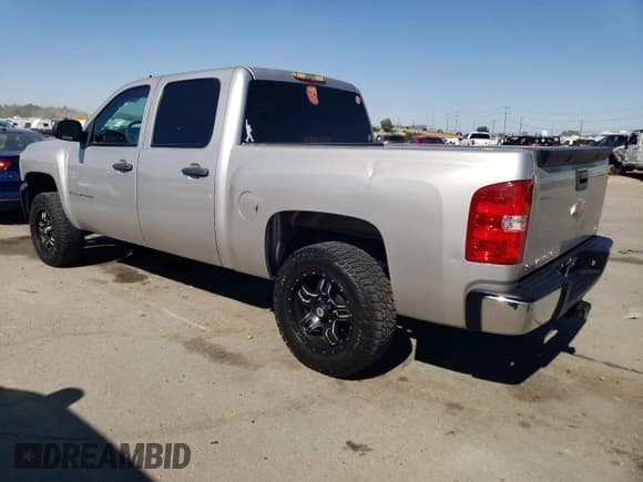 ✅ 2007 Chevrolet Silverado 1500 LS • VIN: 2GCEC13C471569604 • Lot: 73043994. Listed on Copart with 210,824 mi. Free auction sales archive from the USA and detailed vehicle history report at DreamBid. Image 2.