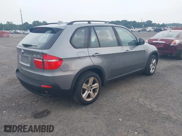 ✅ 2007 BMW X5 3.0si • VIN: 4USFE43527LY80258 • Lot: 42892065. Listed on IAAI with 14,000 mi. Free auction sales archive from the USA and detailed vehicle history report at DreamBid. Image 4.