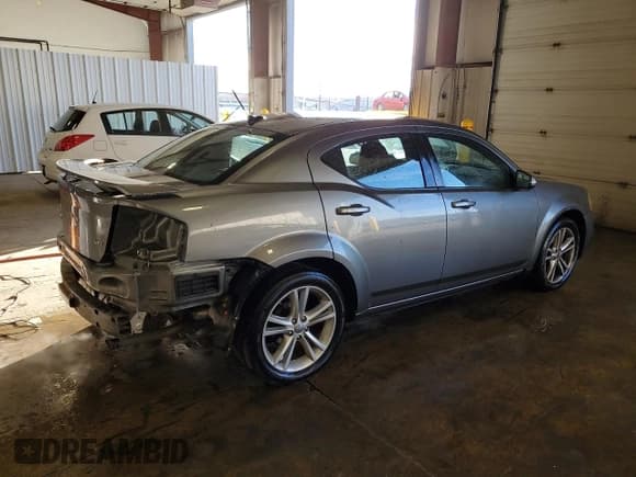 ✅ 2013 Dodge Avenger SXT • VIN: 1C3CDZCB4DN582958 • Lot: 93290285. Listed on Copart with 146,797 mi. Free auction sales archive from the USA and detailed vehicle history report at DreamBid. Image 3.