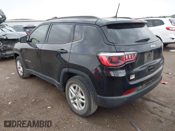 ✅ 2018 Jeep Compass Sport • VIN: 3C4NJCAB7JT186631 • Лот: 41918162. Опубликован ранее на IAAI с пробегом 174 186 миль. Бесплатный доступ к архиву аукционных продаж из США и подробный отчёт об истории автомобиля на DreamBid. Изображение 3.