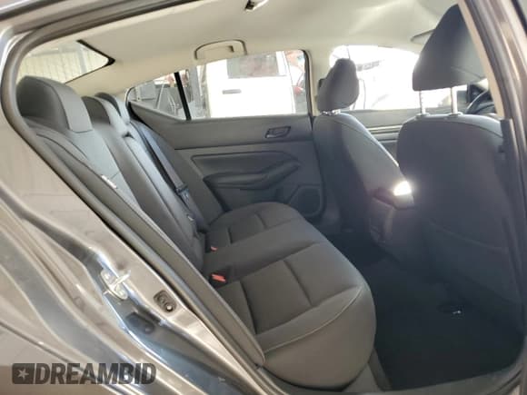 ✅ 2025 Nissan Altima SV • VIN: 1N4BL4DV2SN380435 • Лот: 93714865. Опубликован ранее на Copart с пробегом 12 162 миль. Бесплатный доступ к архиву аукционных продаж из США и подробный отчёт об истории автомобиля на DreamBid. Изображение 10.