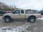 ✅ 2004 Toyota Tacoma • VIN: 5TEWN72N34Z389185 • Lot: 43526798. Wystawiony na IAAI z przebiegiem 174 726 mil. Bezpłatny archiwum sprzedaży aukcyjnych z USA i szczegółowy raport historii pojazdu na DreamBid. Zdjęcie 14.