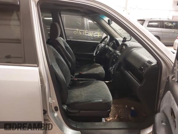 ✅ 2003 Honda CR-V EX • VIN: SHSRD78843U121756 • Lot: 43669125. Wystawiony na IAAI z przebiegiem 159 569 mil. Bezpłatny archiwum sprzedaży aukcyjnych z USA i szczegółowy raport historii pojazdu na DreamBid. Zdjęcie 5.