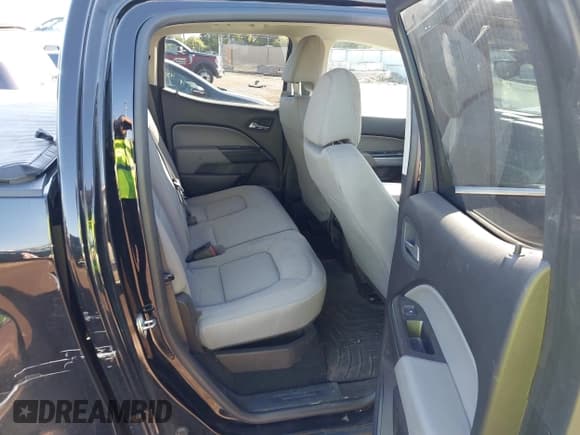 ✅ 2016 Chevrolet Colorado 2WD LT • VIN: 1GCGSCE38G1217829 • Lot: 43424482. Listed on IAAI with 151,780 mi. Free auction sales archive from the USA and detailed vehicle history report at DreamBid. Image 8.