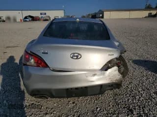 ✅ 2010 Hyundai Genesis Coupe Premium • VIN: KMHHT6KD1AU023371 • Lot: 77677534. Wystawiony na Copart z przebiegiem 187 340 mil. Bezpłatny archiwum sprzedaży aukcyjnych z USA i szczegółowy raport historii pojazdu na DreamBid. Zdjęcie 6.