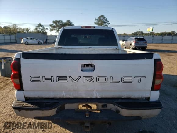 ✅ 2004 Chevrolet Silverado 1500 Work Truck • VIN: 1GCEC19V04Z251815 • Лот: 74485774. Опубликован ранее на Copart с пробегом 215 893 миль. Бесплатный доступ к архиву аукционных продаж из США и подробный отчёт об истории автомобиля на DreamBid. Изображение 6.