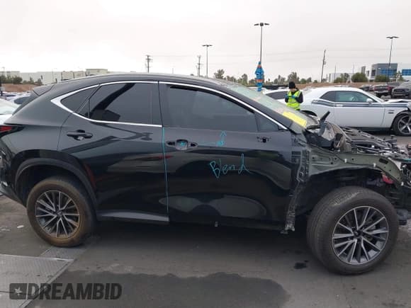 ✅ 2023 Lexus NX 350 Premium • VIN: 2T2GGCEZ7PC018994 • Lot: 41528783. Listed on IAAI with 42,420 mi. Free auction sales archive from the USA and detailed vehicle history report at DreamBid. Image 14.