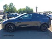 ✅ 2024 Tesla Model Y Long Range • VIN: 7SAYGDEE6RF086930 • Lot: 43453117. Listed on IAAI with Not provided. Free auction sales archive from the USA and detailed vehicle history report at DreamBid. Image 13.