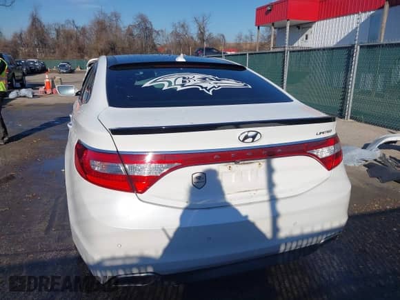 2016 Hyundai Azera Limited с VIN KMHFH4JG7GA536630, выставлен на аукционе IAAI как лот 41444129 с пробегом 128 309 миль миль и . История ставок и продаж доступна на DreamBid. Изображение 17.