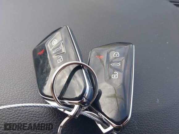 ✅ 2025 Volkswagen Atlas SE • VIN: 1V2DR2CAXSC525154 • Lot: 43346722. Wystawiony na IAAI z przebiegiem 17 104 mil. Bezpłatny archiwum sprzedaży aukcyjnych z USA i szczegółowy raport historii pojazdu na DreamBid. Zdjęcie 11.