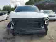 ✅ 2021 Chevrolet Suburban RST • VIN: 1GNSCEKDXMR353609 • Lot: 54239095. Wystawiony na Copart z przebiegiem 102 769 mil. Bezpłatny archiwum sprzedaży aukcyjnych z USA i szczegółowy raport historii pojazdu na DreamBid. Zdjęcie 5.