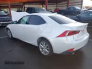 ✅ 2016 Lexus IS 200t • VIN: JTHBA1D29G5036756 • Lot: 43760726. Wystawiony na IAAI z przebiegiem 101 347 mil. Bezpłatny archiwum sprzedaży aukcyjnych z USA i szczegółowy raport historii pojazdu na DreamBid. Zdjęcie 3.