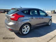 ✅ 2013 Ford Focus SE • VIN: 1FADP3K22DL270726 • Лот: 82609395. Опубликован ранее на Copart с пробегом 105 669 миль. Бесплатный доступ к архиву аукционных продаж из США и подробный отчёт об истории автомобиля на DreamBid. Изображение 3.
