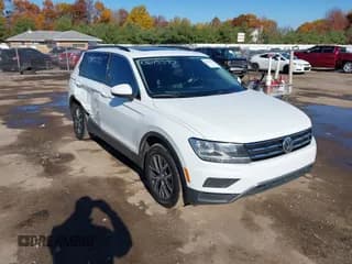 ✅ 2018 Volkswagen Tiguan SEL • VIN: 3VV2B7AX2JM213930 • Лот: 43645593. Опубликован ранее на IAAI с пробегом 102 058 миль. Бесплатный доступ к архиву аукционных продаж из США и подробный отчёт об истории автомобиля на DreamBid. Изображение 1.
