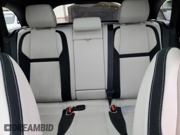 ✅ 2022 Land Rover Range Rover Velar R-Dynamic S • VIN: SALYT2EX7NA341739 • Лот: 44519175. Опубликован ранее на Copart с пробегом 29 568 миль. Бесплатный доступ к архиву аукционных продаж из США и подробный отчёт об истории автомобиля на DreamBid. Изображение 10.