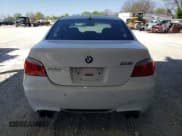 ✅ 2008 BMW 5 Series M5 • VIN: WBSNB93508CX10627 • Lot: 52225045. Wystawiony na Copart z przebiegiem 165 776 mil. Bezpłatny archiwum sprzedaży aukcyjnych z USA i szczegółowy raport historii pojazdu na DreamBid. Zdjęcie 6.