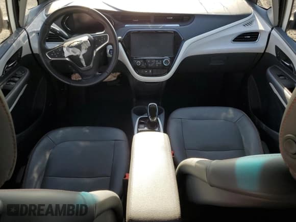 ✅ 2018 Chevrolet Bolt EV Premier • VIN: 1G1FX6S09J4136667 • Lot: 88350965. Wystawiony na Copart z przebiegiem Nie podano. Bezpłatny archiwum sprzedaży aukcyjnych z USA i szczegółowy raport historii pojazdu na DreamBid. Zdjęcie 8.