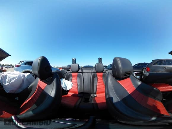 ✅ 2021 Mercedes-Benz E 450 • VIN: W1K1K5JB3MF159017 • Lot: 43151594. Wystawiony na IAAI z przebiegiem 48 580 mil. Bezpłatny archiwum sprzedaży aukcyjnych z USA i szczegółowy raport historii pojazdu na DreamBid. Zdjęcie 18.