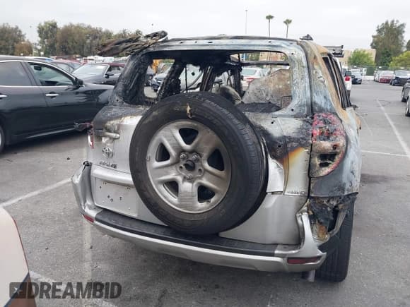 ✅ 2012 Toyota RAV4 • VIN: 2T3BK4DV5CW070688 • Lot: 39753934. Wystawiony na IAAI z przebiegiem Nie podano. Bezpłatny archiwum sprzedaży aukcyjnych z USA i szczegółowy raport historii pojazdu na DreamBid. Zdjęcie 15.