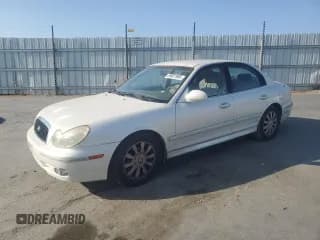 ✅ 2002 Hyundai Sonata GLS • VIN: KMHWF35H02A507630 • Lot: 59651905. Wystawiony na Copart z przebiegiem 211 924 mil. Bezpłatny archiwum sprzedaży aukcyjnych z USA i szczegółowy raport historii pojazdu na DreamBid. Zdjęcie 1.