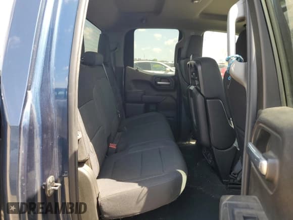 ✅ 2019 Chevrolet Silverado 1500 LT • VIN: 1GCRYDEK6KZ246700 • Lot: 63295415. Wystawiony na Copart z przebiegiem 133 182 mil. Bezpłatny archiwum sprzedaży aukcyjnych z USA i szczegółowy raport historii pojazdu na DreamBid. Zdjęcie 10.