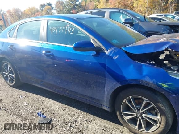 ✅ 2022 Kia Forte LXS • VIN: 3KPF24AD0NE494212 • Lot: 43477943. Wystawiony na IAAI z przebiegiem 43 837 mil. Bezpłatny archiwum sprzedaży aukcyjnych z USA i szczegółowy raport historii pojazdu na DreamBid. Zdjęcie 14.