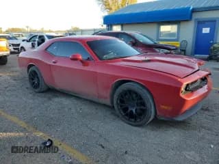 ✅ 2012 Dodge Challenger SXT • VIN: 2C3CDYAG0CH176630 • Lot: 80652354. Wystawiony na Copart z przebiegiem 175 388 mil. Bezpłatny archiwum sprzedaży aukcyjnych z USA i szczegółowy raport historii pojazdu na DreamBid. Zdjęcie 4.