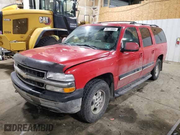 ✅ 2001 Chevrolet Suburban LS • VIN: 1GNFK16T71J252634 • Лот: 45773005. Опубликован ранее на Copart с пробегом 266 570 миль. Бесплатный доступ к архиву аукционных продаж из США и подробный отчёт об истории автомобиля на DreamBid. Изображение 1.