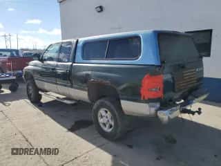 2001 Dodge 1500 с VIN 1B7HF13ZX1J570732, выставлен на аукционе Copart как лот 84479494 с пробегом Не указан миль и Списание • Salvage title. История ставок и продаж доступна на DreamBid. Изображение 2.