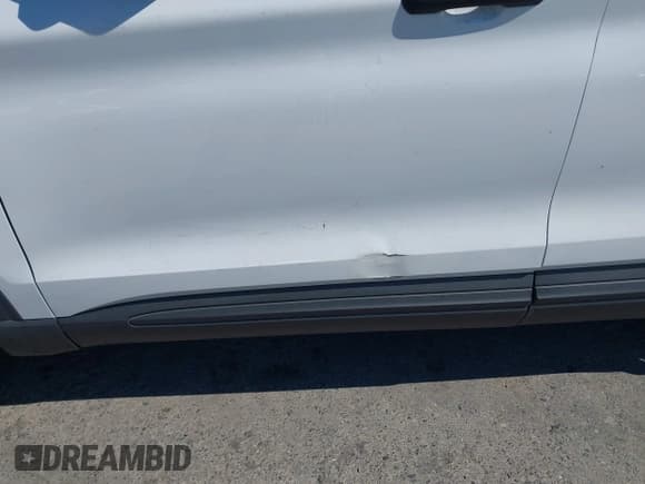 ✅ 2020 Ford Explorer • VIN: 1FMSK8BH6LGA82876 • Lot: 42640869. Listed on IAAI with 53,875 mi. Free auction sales archive from the USA and detailed vehicle history report at DreamBid. Image 6.