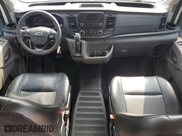 ✅ 2022 Ford Transit Cargo • VIN: 1FTBR1C87NKA04760 • Лот: 69261685. Опубликован ранее на Copart с пробегом 347 983 миль. Бесплатный доступ к архиву аукционных продаж из США и подробный отчёт об истории автомобиля на DreamBid. Изображение 8.