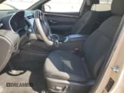 ✅ 2022 Hyundai Santa Cruz SEL • VIN: 5NTJBDAE6NH008552 • Lot: 82109745. Listed on Copart with 45,686 mi. Free auction sales archive from the USA and detailed vehicle history report at DreamBid. Image 7.