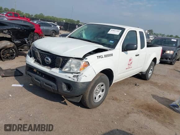 2014 Nissan Frontier S with VIN 1N6BD0CT6EN736208, listed as a IAAI auction lot 43067384 with 272,900 mi miles and . Bid and sale history available at DreamBid. Image 2.