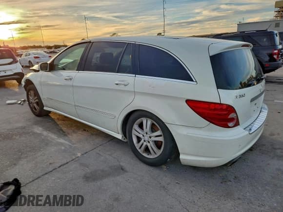 ✅ 2008 Mercedes-Benz R 3.5L • VIN: 4JGCB65E98A082181 • Лот: 94940275. Опубликован ранее на Copart с пробегом Не указан. Бесплатный доступ к архиву аукционных продаж из США и подробный отчёт об истории автомобиля на DreamBid. Изображение 2.