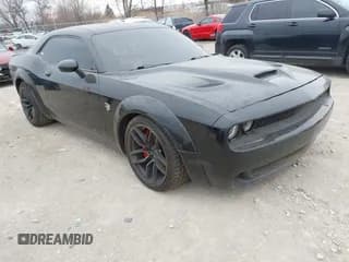 ✅ 2018 Dodge Challenger SRT Hellcat • VIN: 2C3CDZC92JH116074 • Lot: 41777302. Wystawiony na IAAI z przebiegiem 33 227 mil. Bezpłatny archiwum sprzedaży aukcyjnych z USA i szczegółowy raport historii pojazdu na DreamBid. Zdjęcie 1.