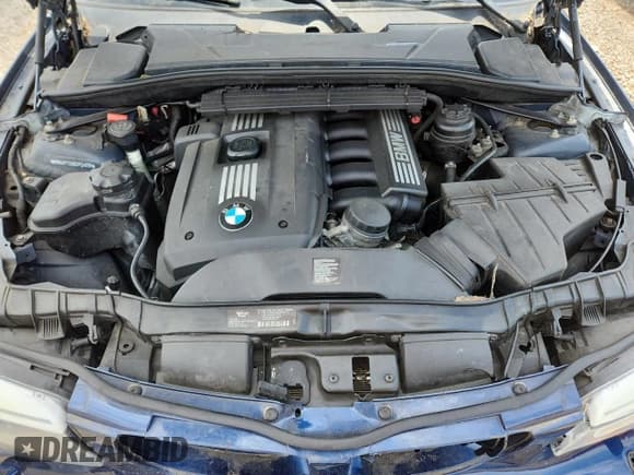 ✅ 2013 BMW 1 Series 128i • VIN: WBAUP7C56DVP24858 • Lot: 64556485. Listed on Copart with 132,350 mi. Free auction sales archive from the USA and detailed vehicle history report at DreamBid. Image 11.