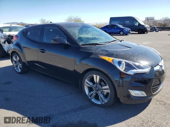 ✅ 2013 Hyundai Veloster w/Gray Int • VIN: KMHTC6AD5DU108178 • Lot: 78700444. Wystawiony na Copart z przebiegiem 90 834 mil. Bezpłatny archiwum sprzedaży aukcyjnych z USA i szczegółowy raport historii pojazdu na DreamBid. Zdjęcie 4.