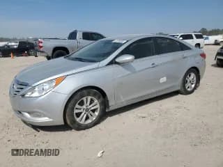 ✅ 2013 Hyundai Sonata GL • VIN: 5NPEB4AC3DH520976 • Lot: 49156895. Listed on Copart with 66,807 mi. Free auction sales archive from the USA and detailed vehicle history report at DreamBid. Image 1.