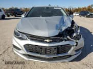 ✅ 2017 Chevrolet Cruze LT • VIN: 1G1BE5SM5H7238364 • Lot: 68253992. Listed on Copart with 76,361 mi. Free auction sales archive from the USA and detailed vehicle history report at DreamBid. Image 5.