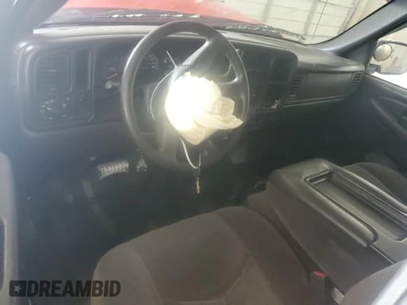 ✅ 2006 Chevrolet Silverado 1500 Work Truck • VIN: 3GCEC14V76G188965 • Лот: 73339314. Опубликован ранее на Copart с пробегом 155 208 миль. Бесплатный доступ к архиву аукционных продаж из США и подробный отчёт об истории автомобиля на DreamBid. Изображение 8.