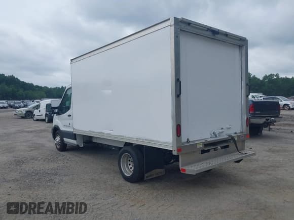 ✅ 2020 Ford Transit • VIN: 1FDBF6Z86LKA32278 • Лот: 42511403. Опубликован ранее на IAAI с пробегом 94 821 миль. Бесплатный доступ к архиву аукционных продаж из США и подробный отчёт об истории автомобиля на DreamBid. Изображение 3.