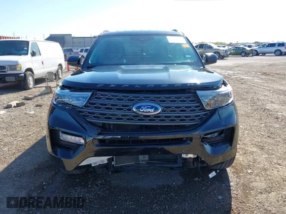 ✅ 2023 Ford Explorer XLT • VIN: 1FMSK7DH9PGA48234 • Lot: 41739825. Wystawiony na IAAI z przebiegiem 35 899 mil. Bezpłatny archiwum sprzedaży aukcyjnych z USA i szczegółowy raport historii pojazdu na DreamBid. Zdjęcie 13.