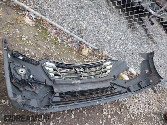 ✅ 2015 Hyundai Santa Fe Limited • VIN: KM8SRDHF2FU123519 • Лот: 43444058. Опубликован ранее на IAAI с пробегом 135 144 миль. Бесплатный доступ к архиву аукционных продаж из США и подробный отчёт об истории автомобиля на DreamBid. Изображение 12.