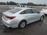 ✅ 2018 Hyundai Sonata Eco • VIN: 5NPE24AA8JH715949 • Лот: 43245170. Опубликован ранее на IAAI с пробегом 124 662 миль. Бесплатный доступ к архиву аукционных продаж из США и подробный отчёт об истории автомобиля на DreamBid. Изображение 4.