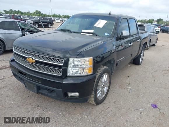 ✅ 2013 Chevrolet Silverado 1500 LTZ • VIN: 3GCPKTE23DG145622 • Lot: 42845877. Wystawiony na IAAI z przebiegiem 203 709 mil. Bezpłatny archiwum sprzedaży aukcyjnych z USA i szczegółowy raport historii pojazdu na DreamBid. Zdjęcie 17.