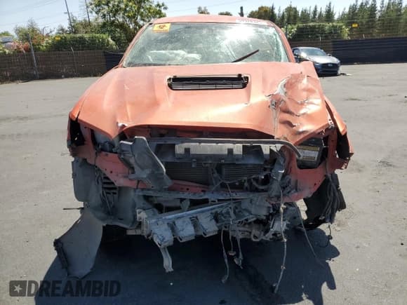 ✅ 2016 Toyota Tacoma SR5 • VIN: 3TMAZ5CN6GM002857 • Лот: 59328325. Опубликован ранее на Copart с пробегом 109 530 миль. Бесплатный доступ к архиву аукционных продаж из США и подробный отчёт об истории автомобиля на DreamBid. Изображение 5.