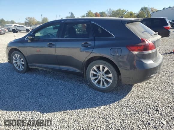✅ 2013 Toyota Venza LE • VIN: 4T3BA3BB8DU039944 • Lot: 87042435. Listed on Copart with 226,131 mi. Free auction sales archive from the USA and detailed vehicle history report at DreamBid. Image 2.
