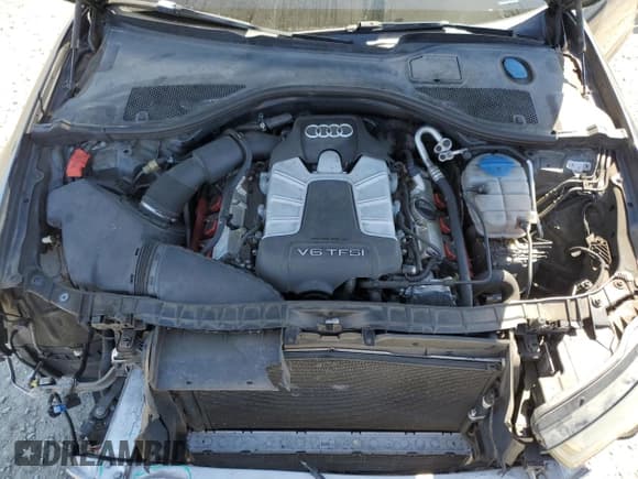 ✅ 2015 Audi A6 Prestige • VIN: WAUHGAFC8FN010239 • Lot: 85193365. Wystawiony na Copart z przebiegiem 107 170 mil. Bezpłatny archiwum sprzedaży aukcyjnych z USA i szczegółowy raport historii pojazdu na DreamBid. Zdjęcie 11.