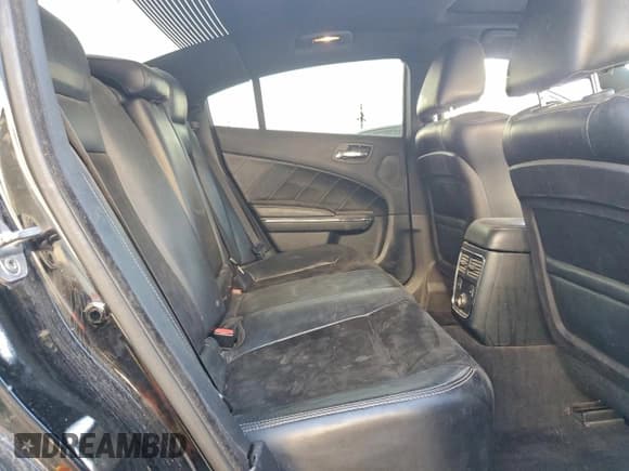 ✅ 2012 Dodge Charger RT Plus • VIN: 2C3CDXCTXCH280305 • Lot: 94971195. Wystawiony na Copart z przebiegiem 158 292 mil. Bezpłatny archiwum sprzedaży aukcyjnych z USA i szczegółowy raport historii pojazdu na DreamBid. Zdjęcie 10.