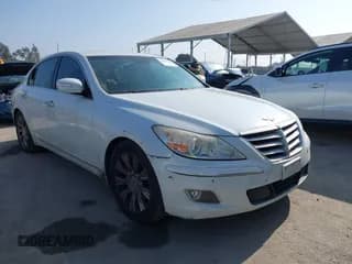 ✅ 2010 Hyundai Genesis • VIN: KMHGC4DE6AU074418 • Lot: 42655087. Listed on IAAI with 177,654 mi. Free auction sales archive from the USA and detailed vehicle history report at DreamBid. Image 1.
